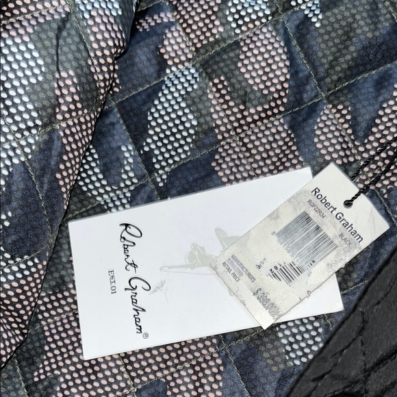 Men's Black Quilted Jacket Robert graham
Used
Priced drop plus free shipping - Picture 3 of 4